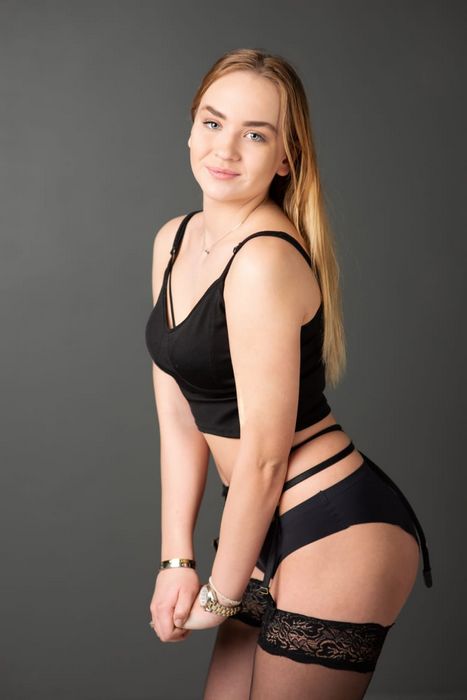 Куртизанки с выездом на дом: как выбрать идеальную спутницу для вечера в уединении Куртизанки с выездом на дом: как выбрать идеальную спутницу для вечера в уединении